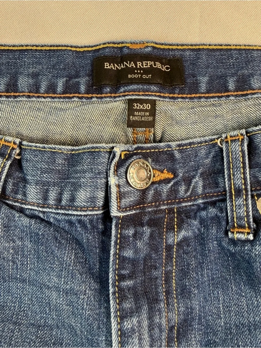 Banana Republic 32x30 Boot Cut Blue Jeans 100% Cotton